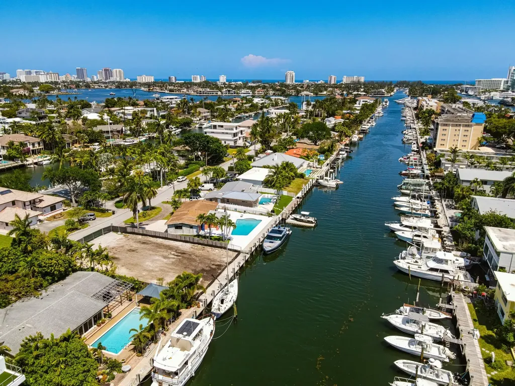 1524 SE 14th Street Fort Lauderdale FL 33316