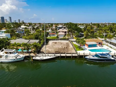 1524 SE 14th Street Fort Lauderdale FL 33316