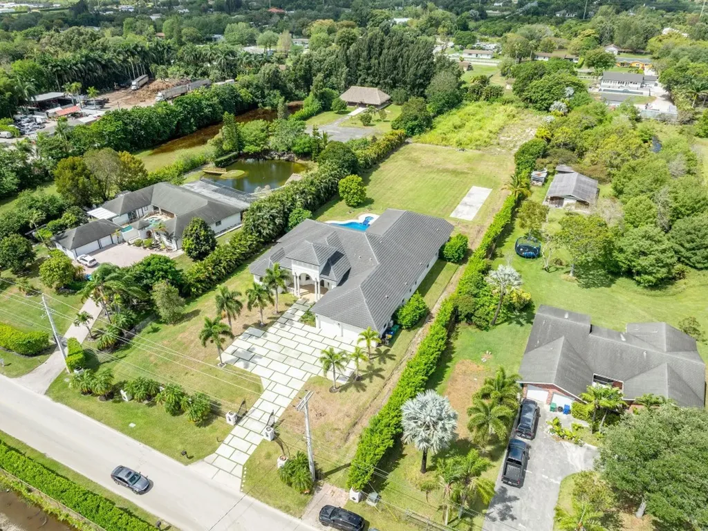 5941 SW 185th Way Southwest Ranches FL 33332