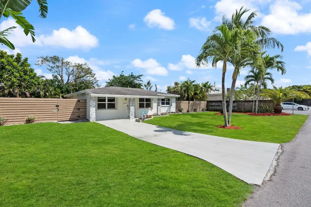 125 NW 23rd Street Wilton Manors FL 33311