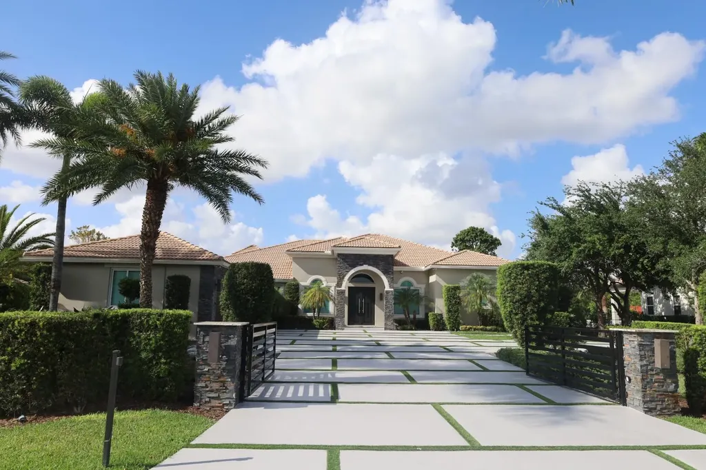 11351 NW 6th Street Plantation FL 33325