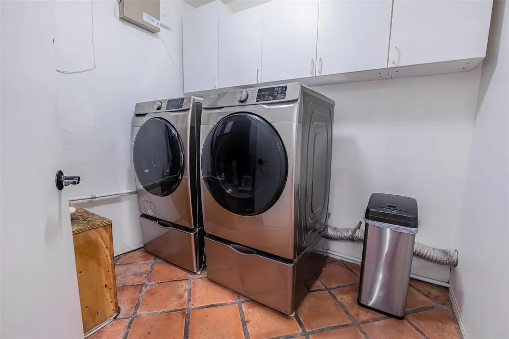 1924 NE 18th Street Fort Lauderdale FL 33305