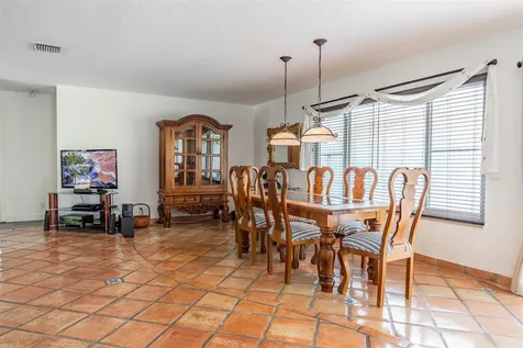1924 NE 18th Street Fort Lauderdale FL 33305