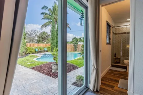1924 NE 18th Street Fort Lauderdale FL 33305