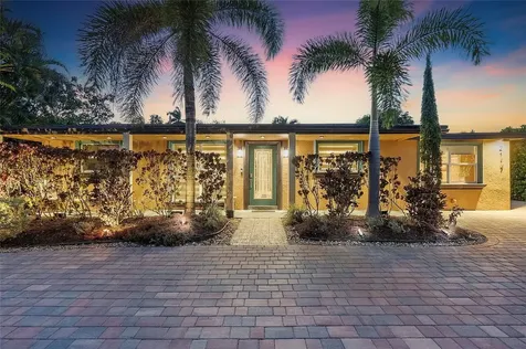 2117 NW 2nd Avenue Wilton Manors FL 33311