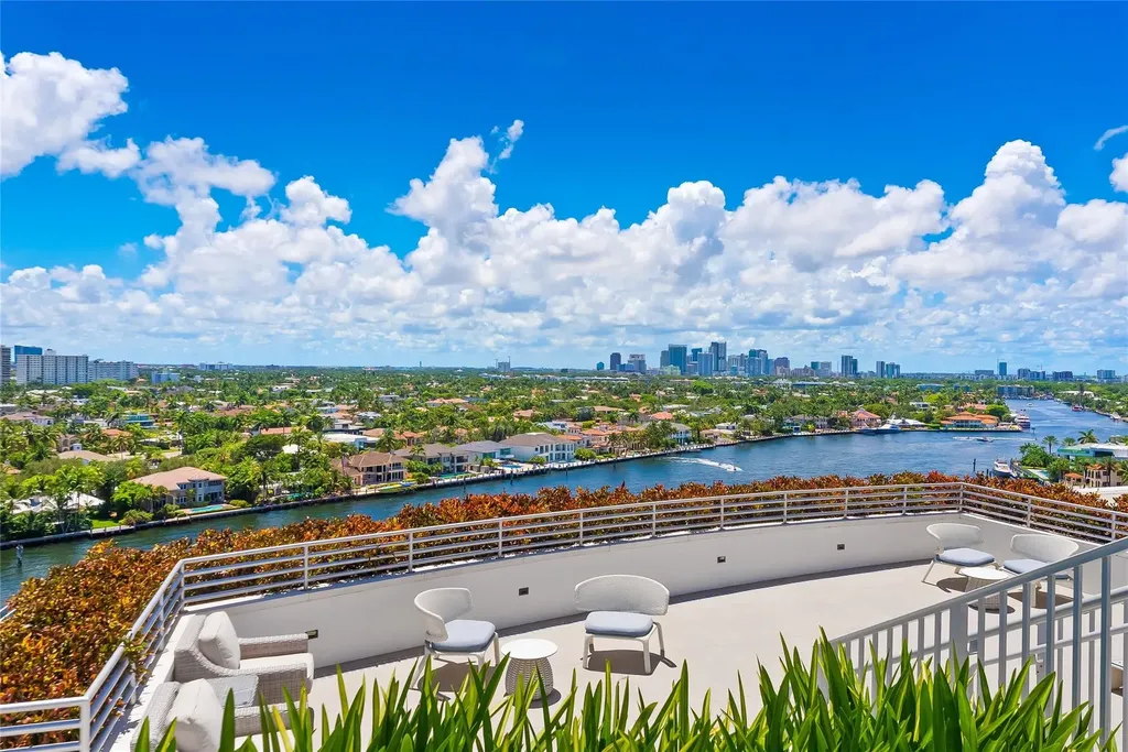 435 Bayshore Drive Fort Lauderdale FL 33304