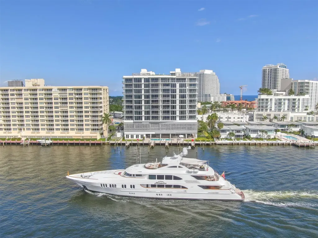 435 Bayshore Drive Fort Lauderdale FL 33304