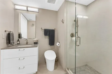 435 Bayshore Drive Fort Lauderdale FL 33304