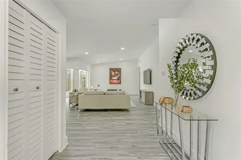 16643 Redwood Way Weston FL 33326
