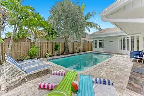 16643 Redwood Way Weston FL 33326