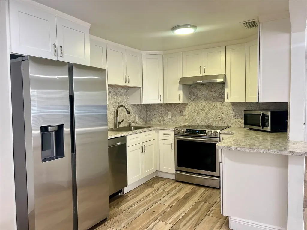 5737 Greene Street Hollywood FL 33021
