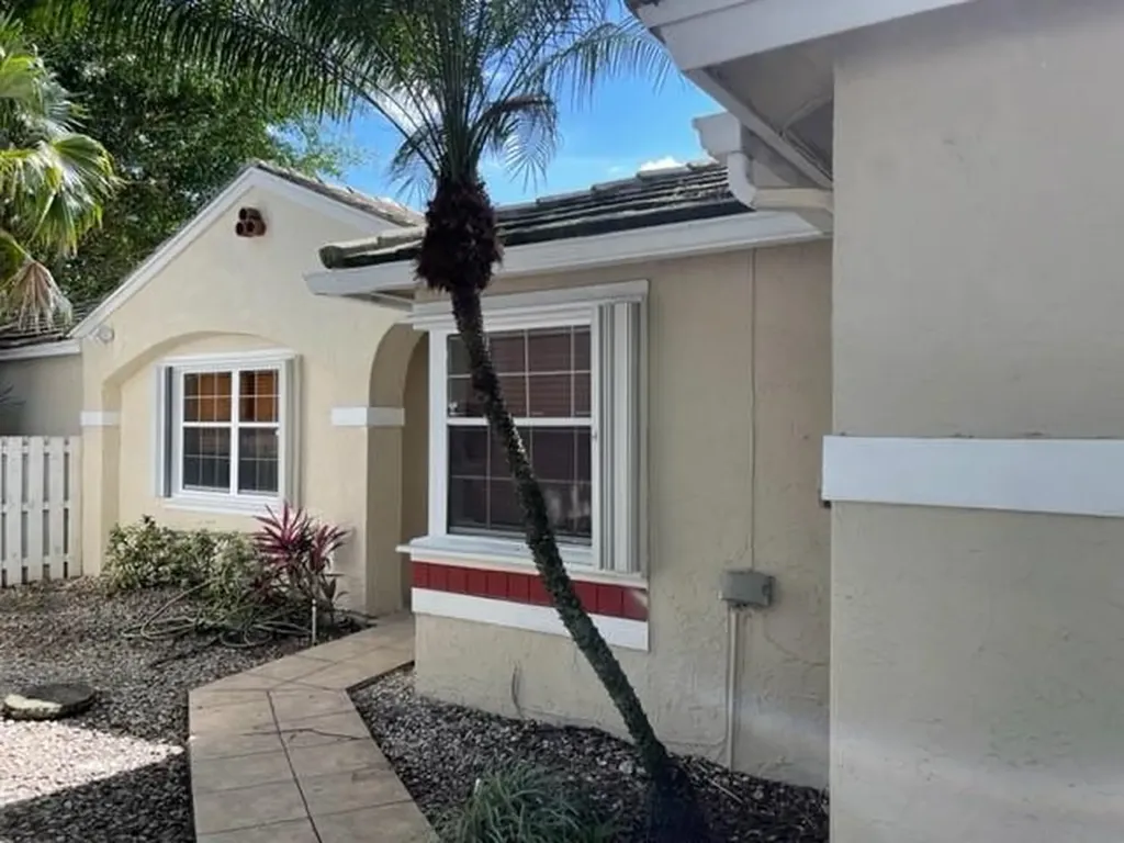9965 NW 9th Court Plantation FL 33324