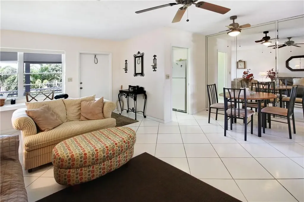 2100 NE 38th Street Lighthouse Point FL 33064