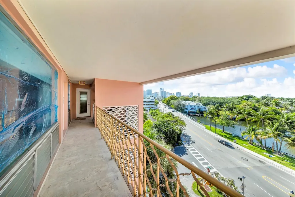 1750 E Las Olas Boulevard Fort Lauderdale FL 33301