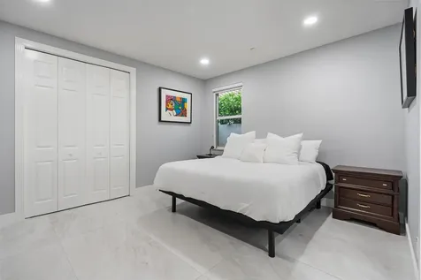750 Coconut Palm Terrace Plantation FL 33324