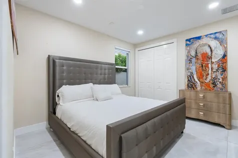 750 Coconut Palm Terrace Plantation FL 33324