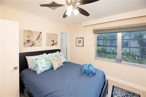 2613-2615 NE 33rd Avenue Fort Lauderdale FL 33308