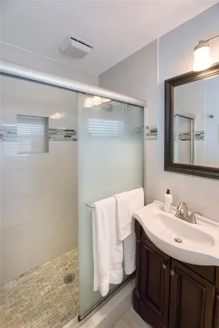 2613-2615 NE 33rd Avenue Fort Lauderdale FL 33308
