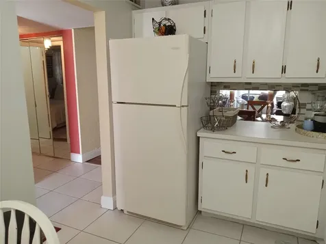 Lauderdale Lakes FL 33313