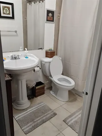 Lauderdale Lakes FL 33313
