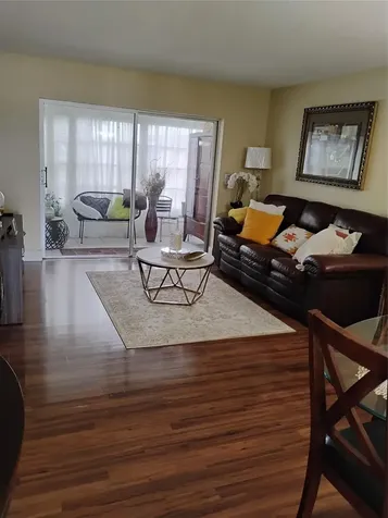 Lauderdale Lakes FL 33313
