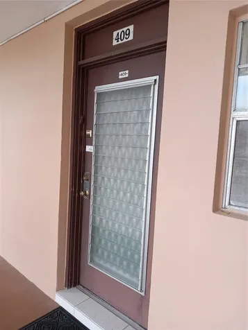 Lauderdale Lakes FL 33313