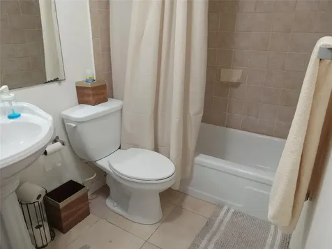Lauderdale Lakes FL 33313