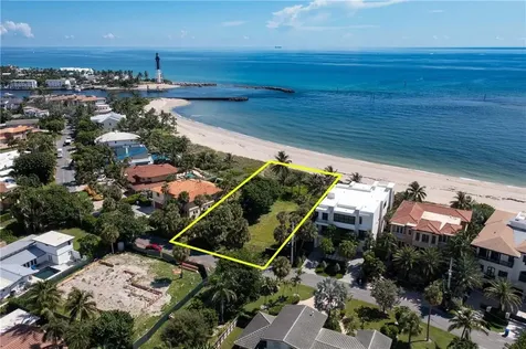 2100 Bay Drive Pompano Beach FL 33062