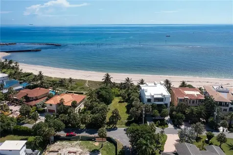 2100 Bay Drive Pompano Beach FL 33062