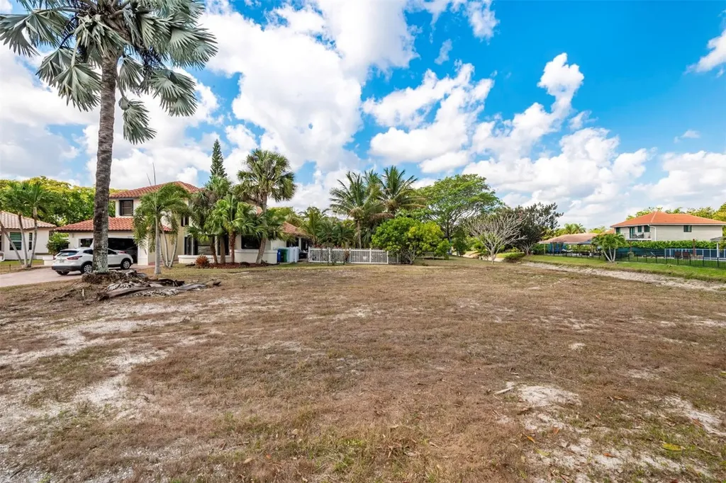 5939 NW 52nd Street Coral Springs FL 33067