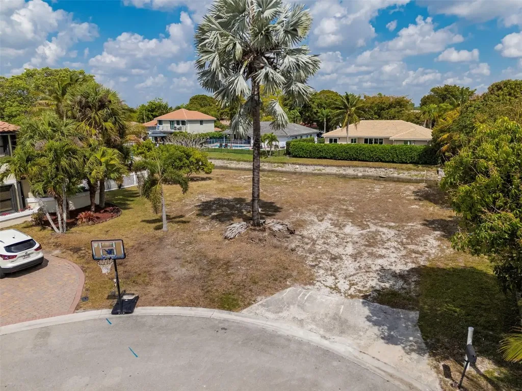 5939 NW 52nd Street Coral Springs FL 33067
