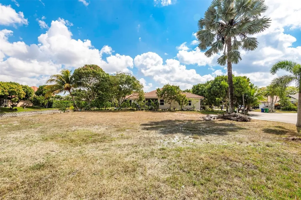 5939 NW 52nd Street Coral Springs FL 33067