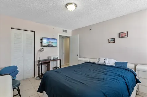 2133 Renaissance Boulevard Miramar FL 33025