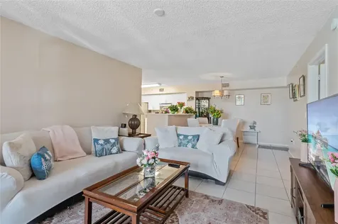 2133 Renaissance Boulevard Miramar FL 33025