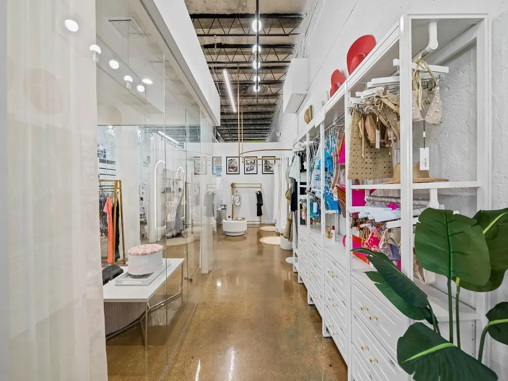 719 NE 2nd Avenue Fort Lauderdale FL 33304