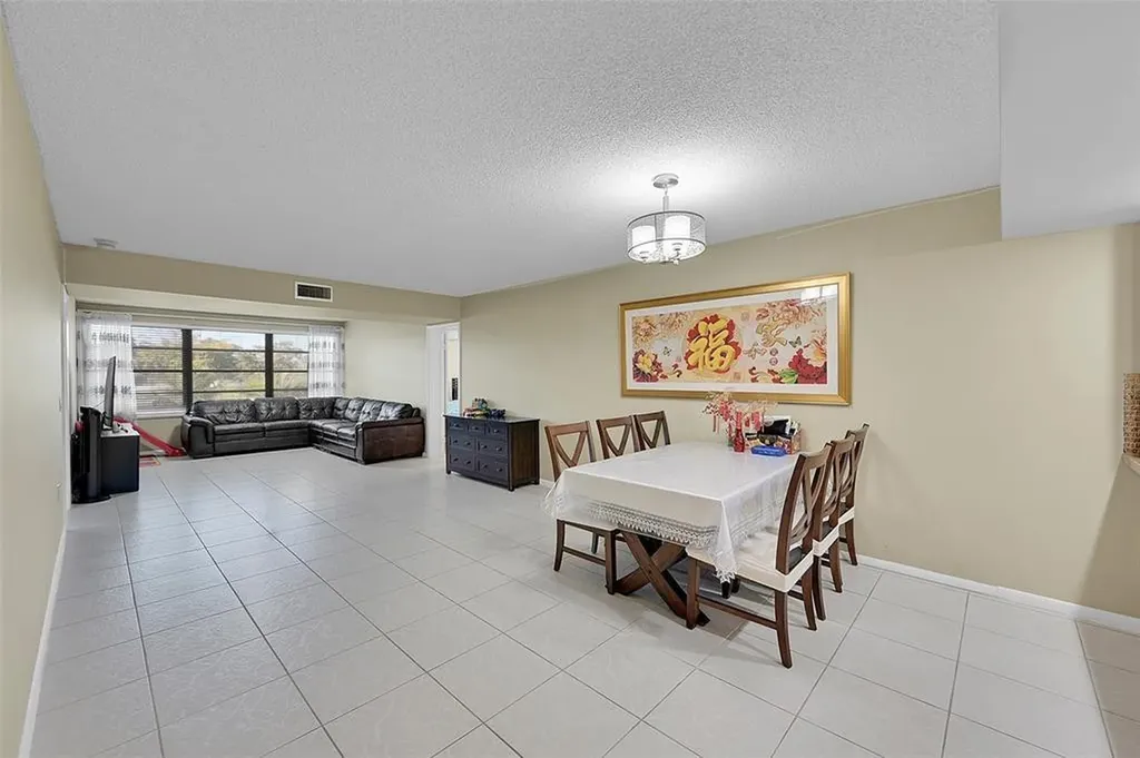 6109 Balboa Circle Boca Raton FL 33433