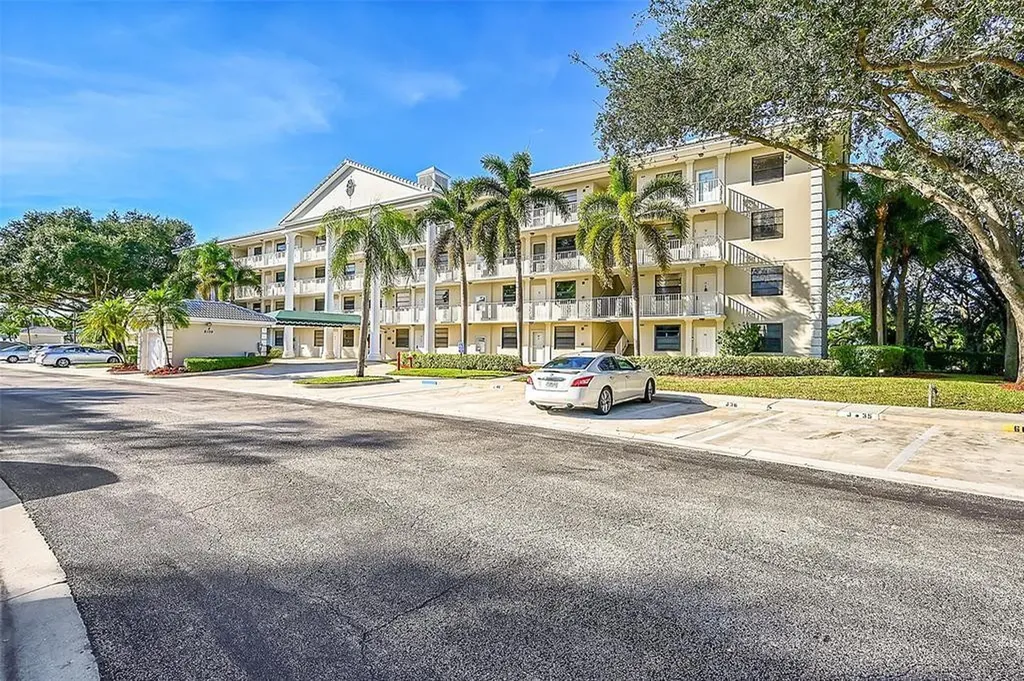 6109 Balboa Circle Boca Raton FL 33433