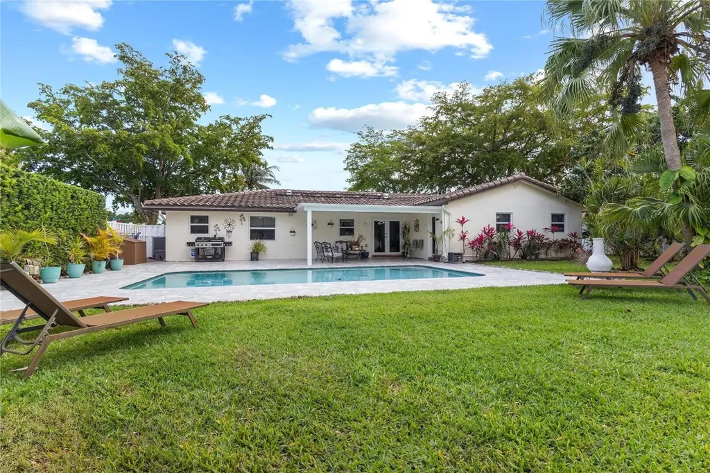 8433 NW 27th Drive Coral Springs FL 33065