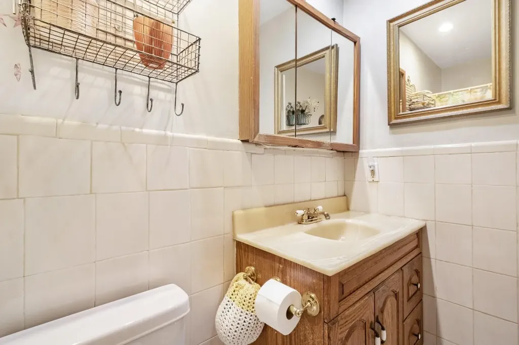 5713 NE 17th Avenue Fort Lauderdale FL 33334