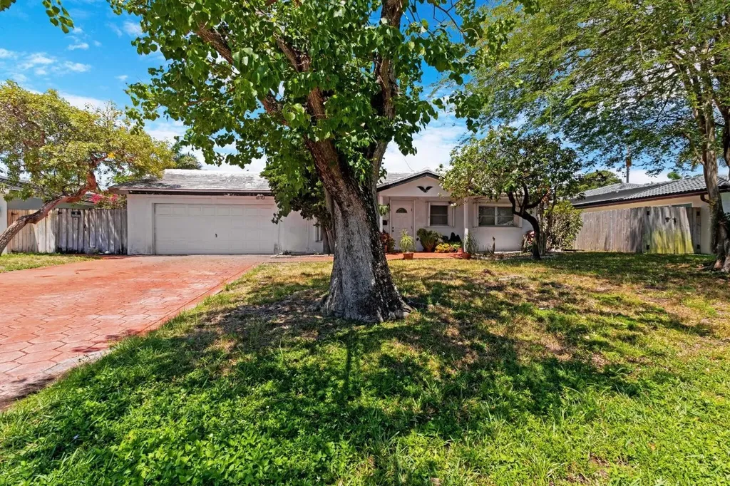 5713 NE 17th Avenue Fort Lauderdale FL 33334