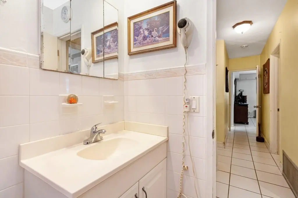 5713 NE 17th Avenue Fort Lauderdale FL 33334