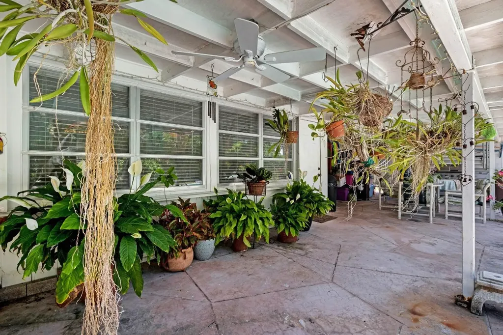 5713 NE 17th Avenue Fort Lauderdale FL 33334