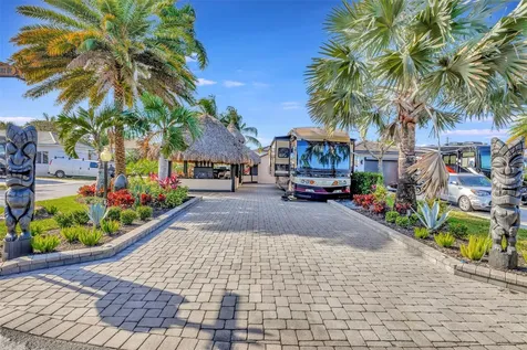 291 N Cortez Drive Margate FL 33068