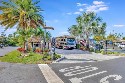291 N Cortez Drive Margate FL 33068