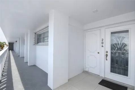 1012 N Ocean Boulevard Pompano Beach FL 33062