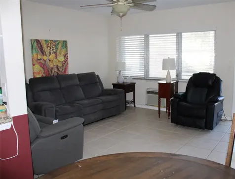900 SW 11th Avenue Hallandale Beach FL 33009