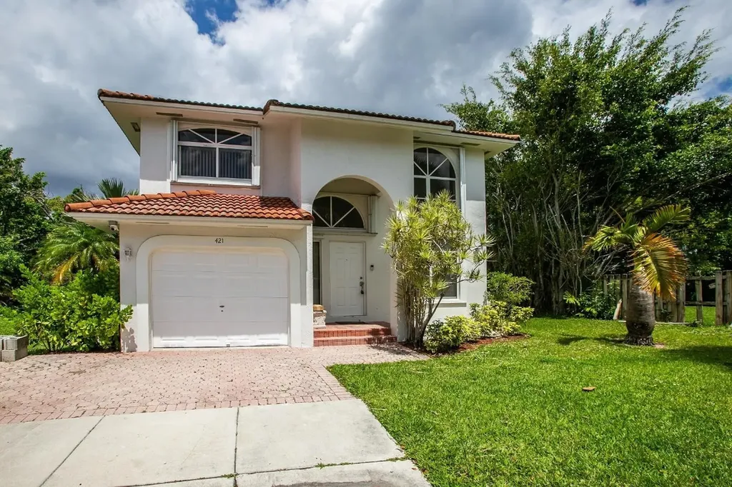 421 Kelly Lane Weston FL 33326