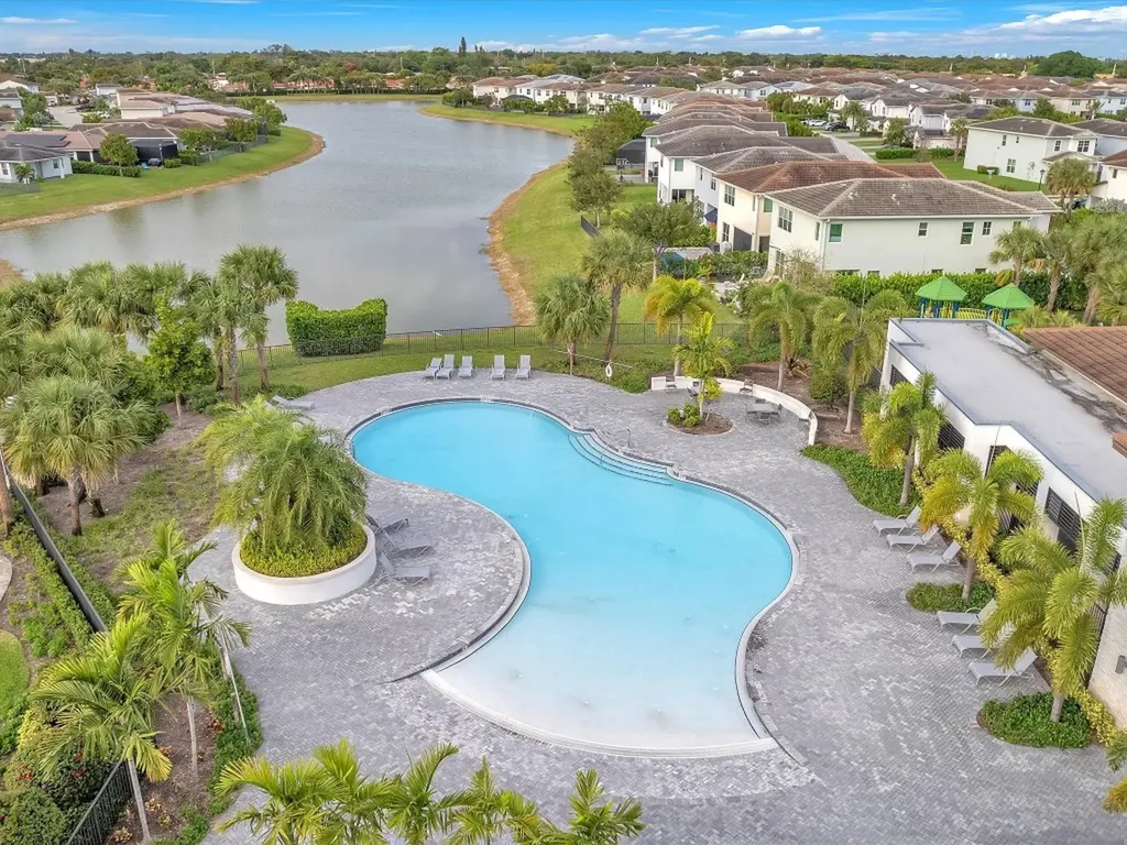 1130 Rio Court Pompano Beach FL 33064