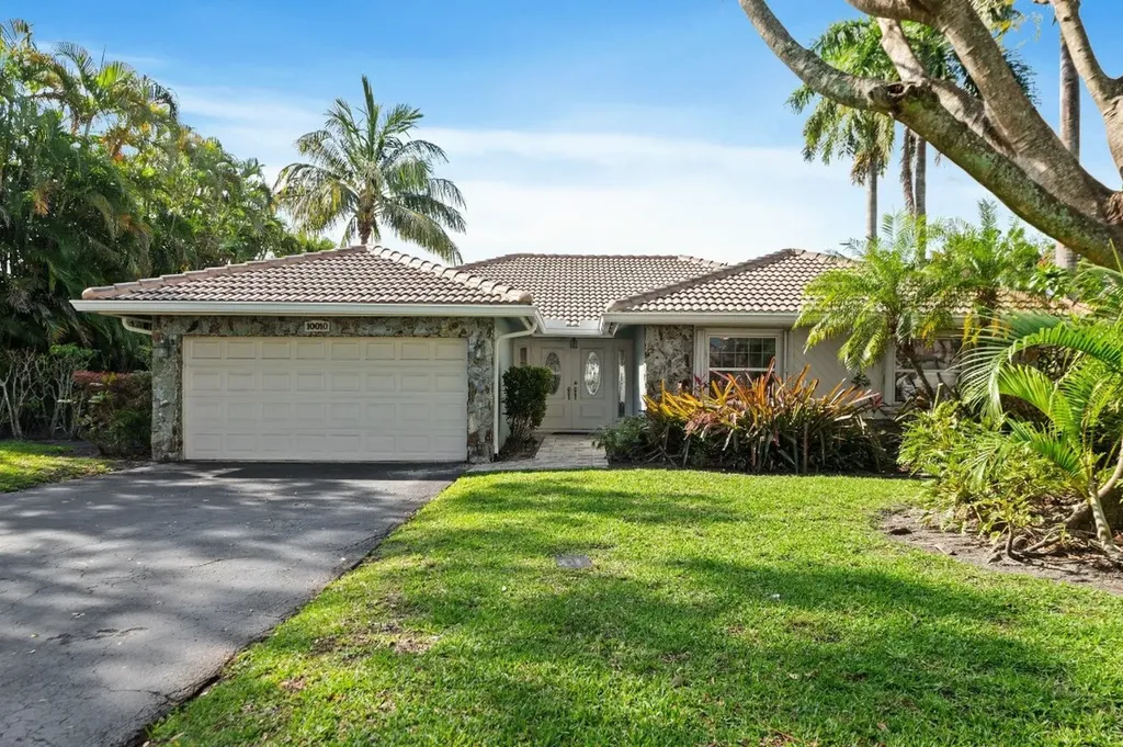 10010 NW 11th Manor Coral Springs FL 33071
