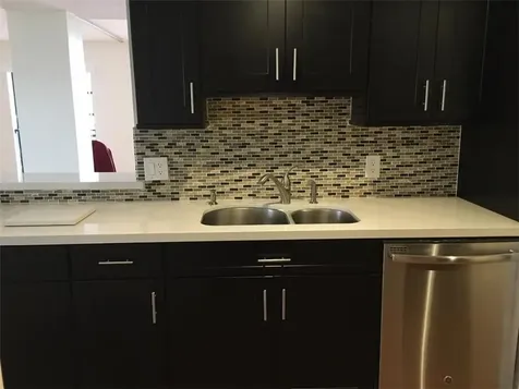 5530 NW 44th Street Lauderhill FL 33319